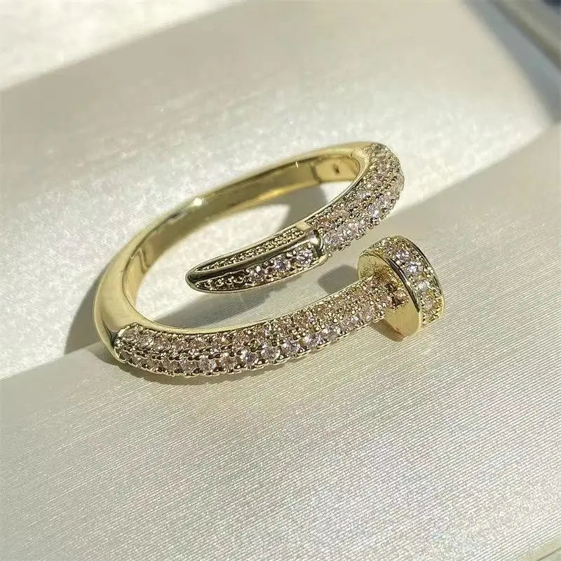 Nagelformad Ring | Tillsammans mot Bröstcancer