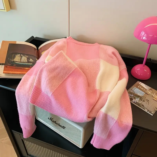 Värmande stickad Sweater | Tillsammans mot bröstcancer