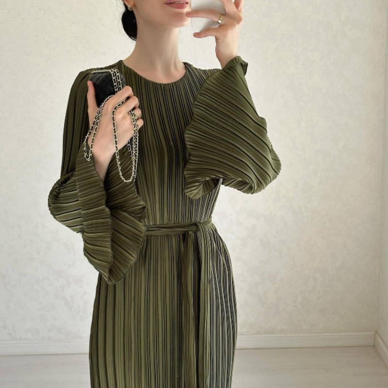 Elvi™ -  Utsvängda Ärmar Elegant Klänning